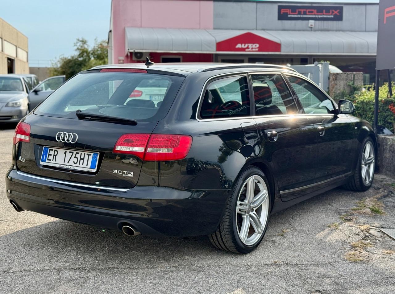 Audi A6 Avant 3.0 V6 TDI 240 CV F.AP quattro Limited Edition