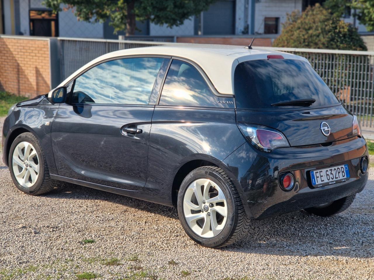 Opel Adam 1.4 87 CV GPL Tech Unlimited