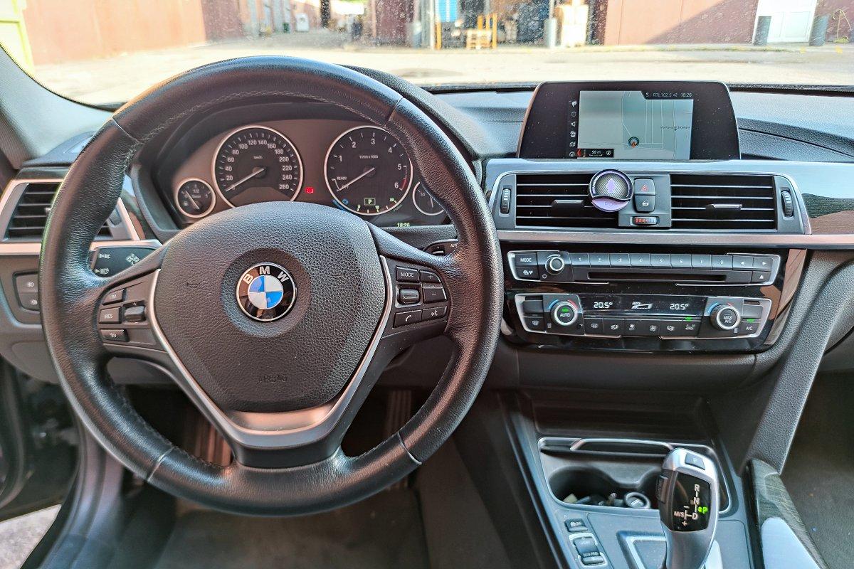 BMW 316d Touring Luxury
