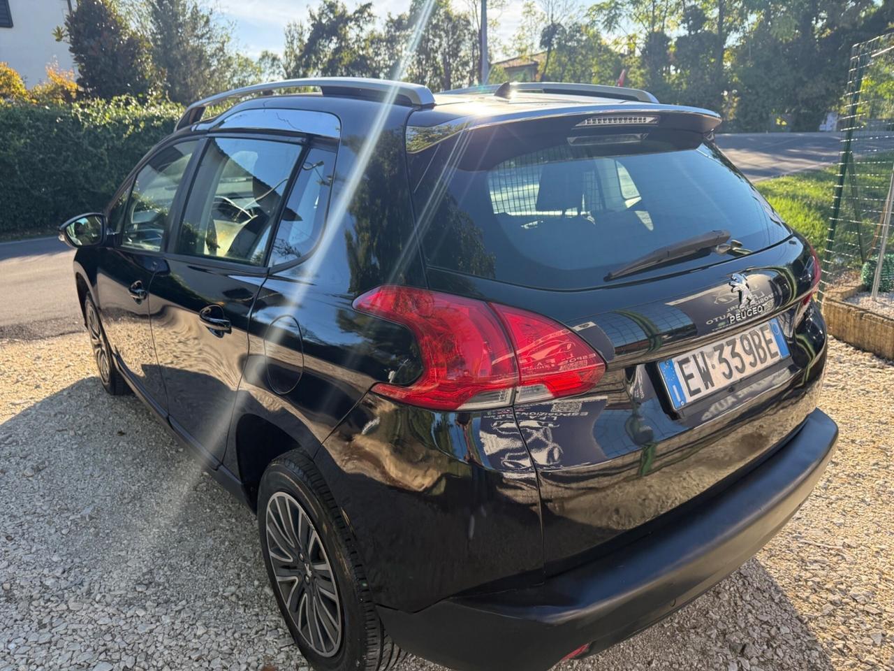 Peugeot 2008 PureTech 82cv neopatentati km certifi