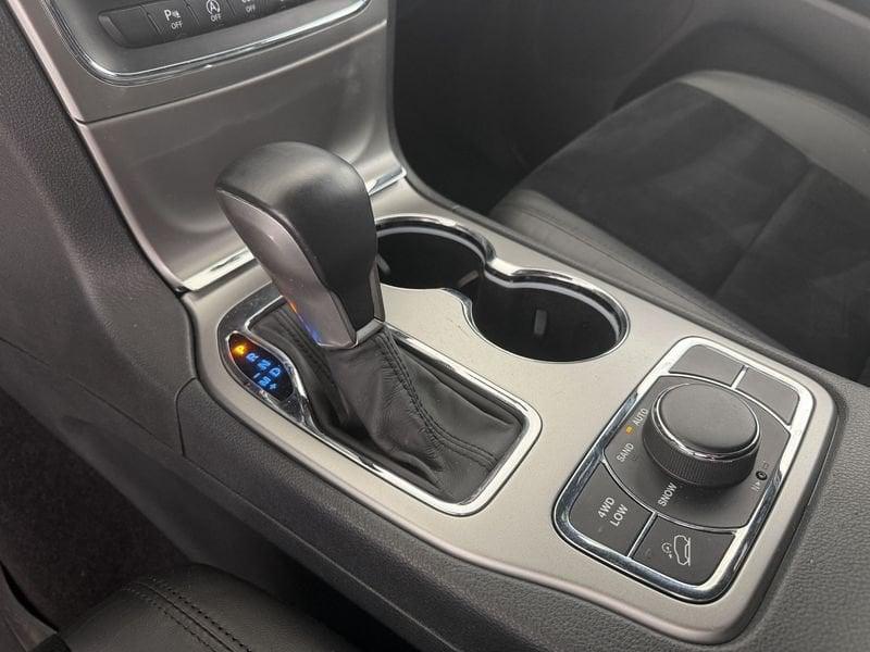 Jeep Grand Cherokee 3.0 V6 CRD 184kW Night Eagle