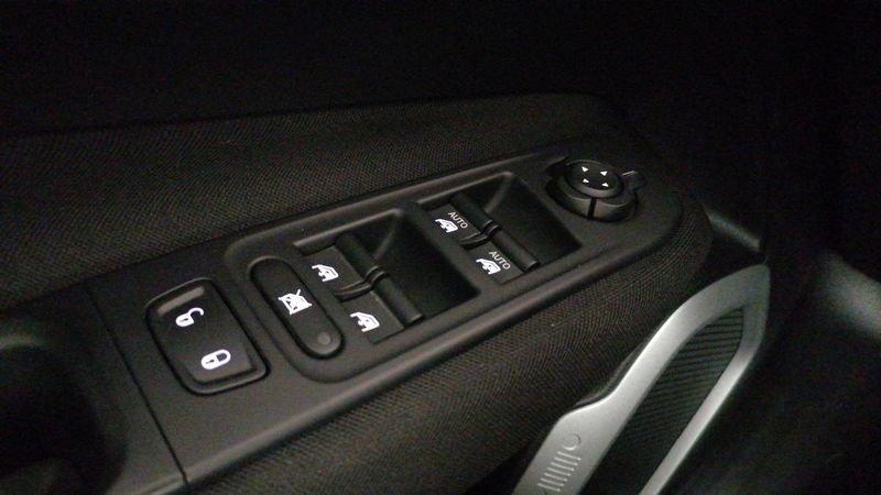 Jeep Renegade 1.3 t4 Longitude 2wd 150cv ddct