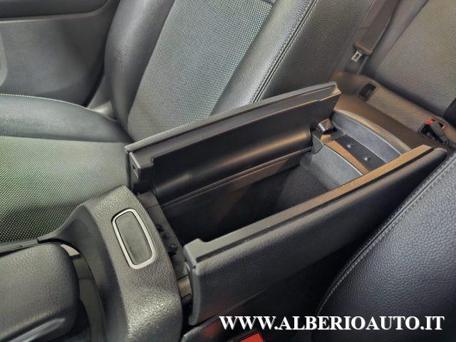 MERCEDES-BENZ GLA 200 d Automatic Business