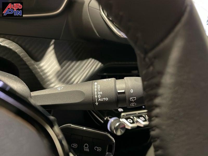 Peugeot 2008 2008 PureTech 100 S&S Allure Camera frontale