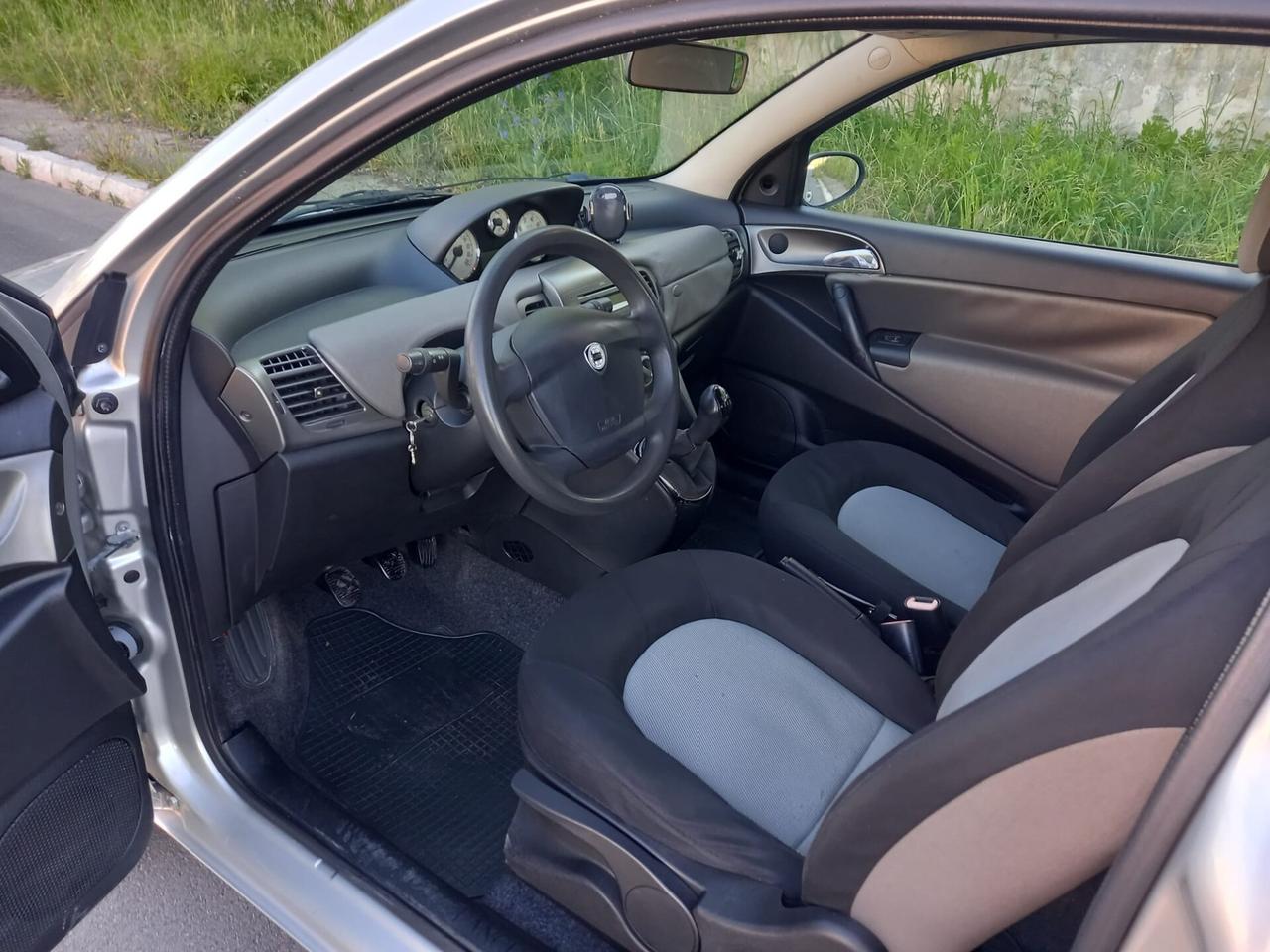 LANCIA YPSILON 1.3 MJT
