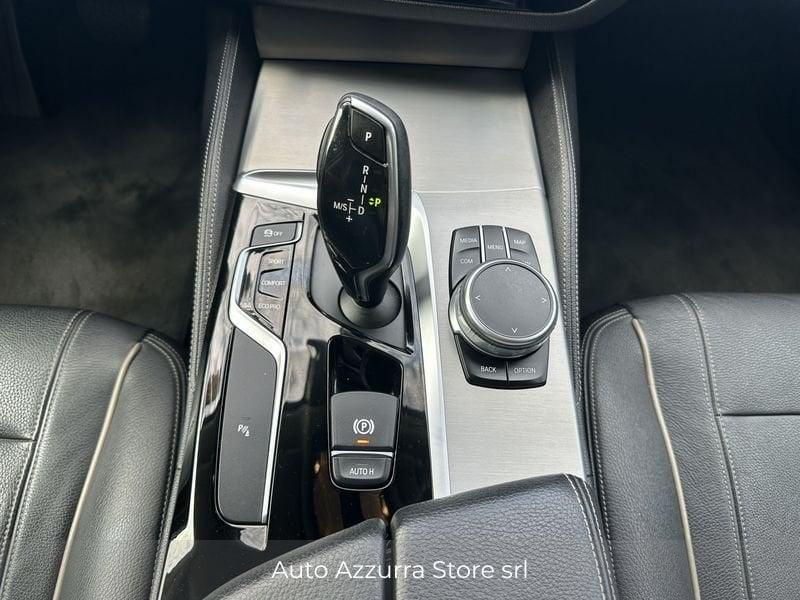 BMW Serie 5 530d Touring Luxury *UNIPRO, IVA, SERVICE BMW, PROMO AZZURRA*