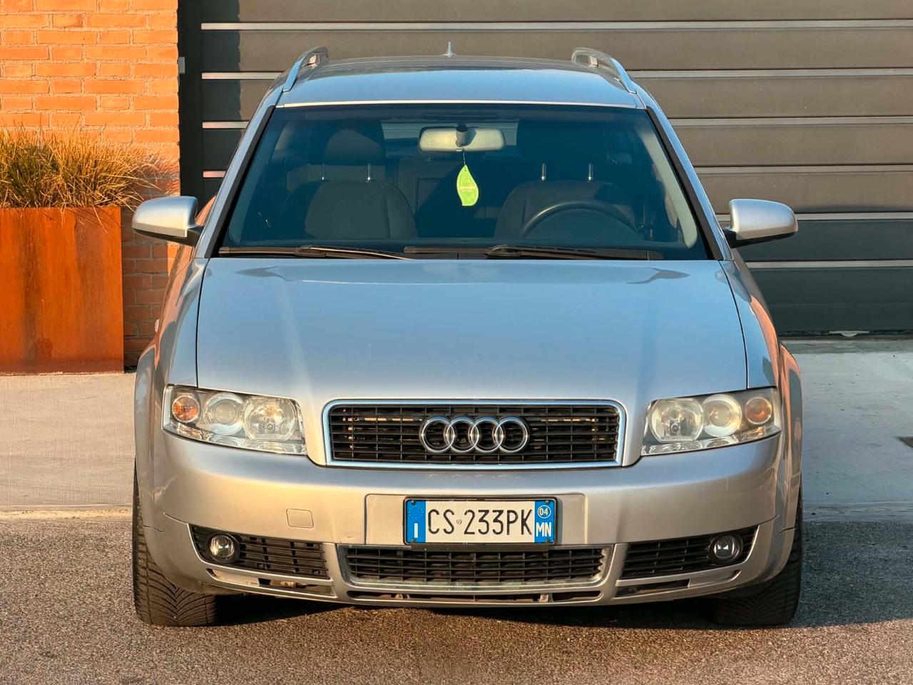 Audi A4 1.9 TDi 130cv-299.000km-U.Prop-2004