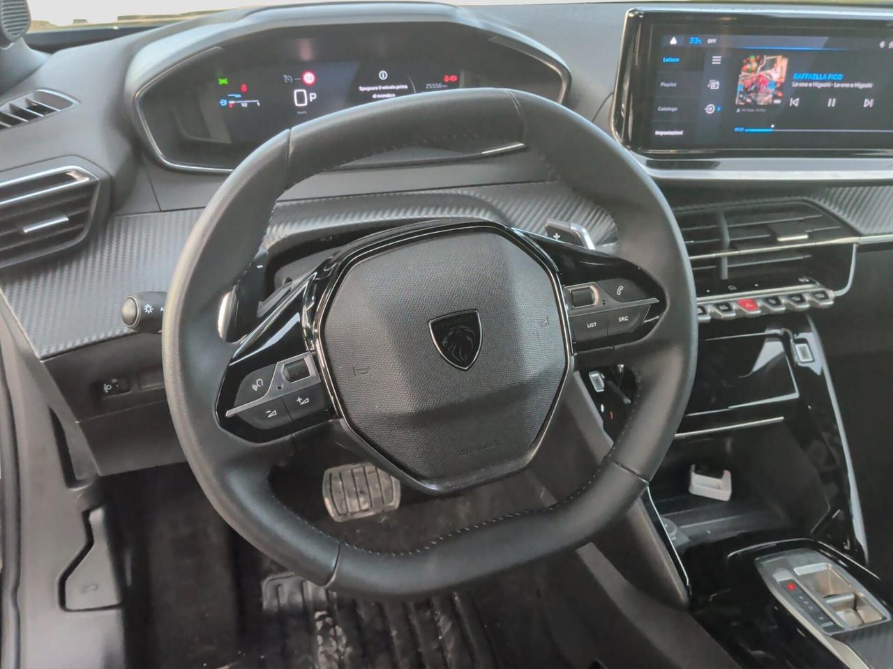 Peugeot 2008 Hybrid 145 e-DCS6 Allure 2025