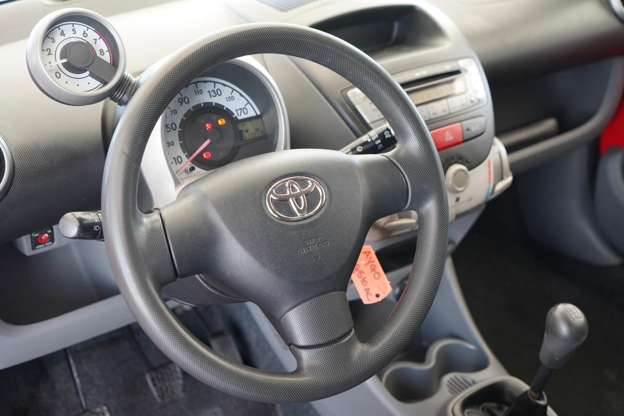 Toyota Aygo 1.0 12V VVT-i 3 porte Sol