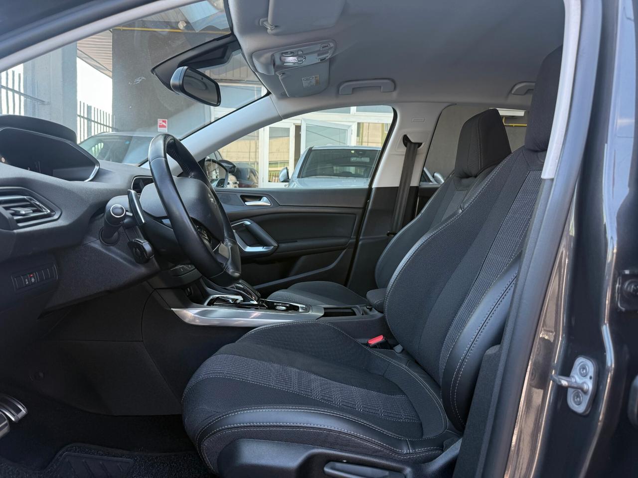 Peugeot 308 5p 1.2 Allure Pack s