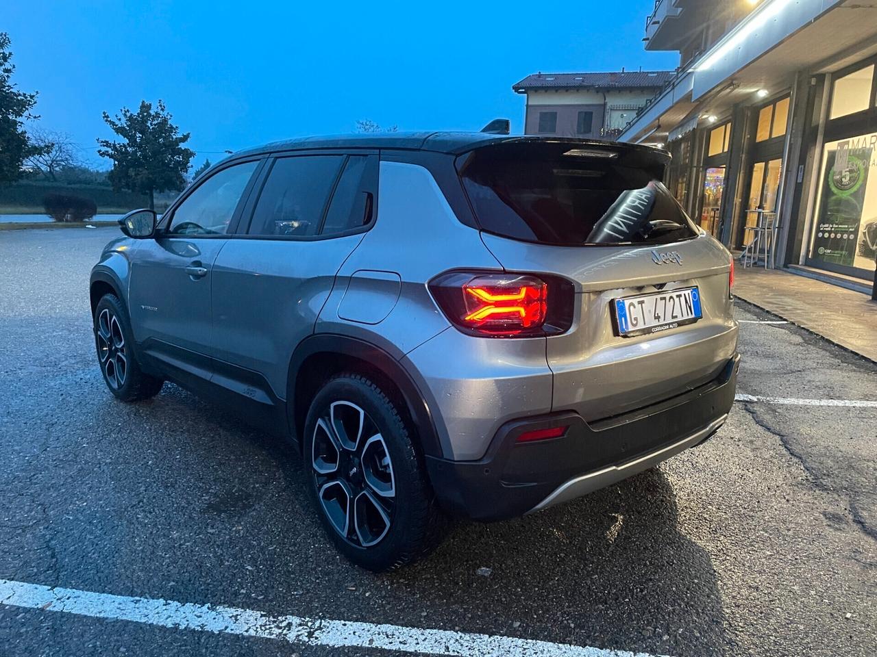 Jeep Avenger 1.2 Turbo 100 CV Summit PROMO