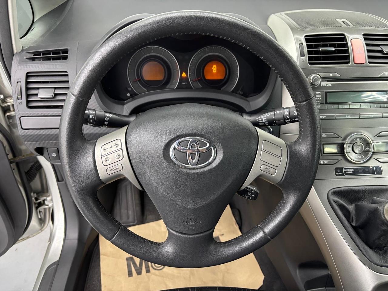 Toyota Auris 1.6 5 porte Sol