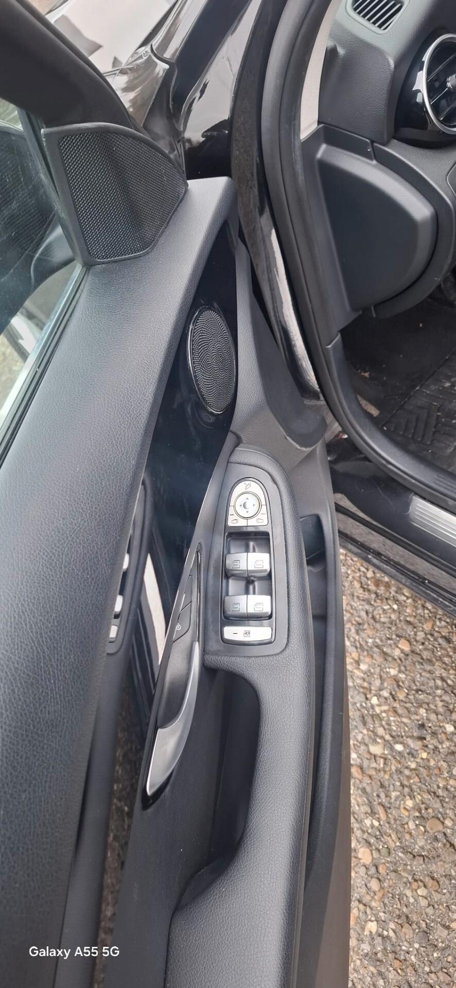 Mercedes-benz C 180 d Auto Premium