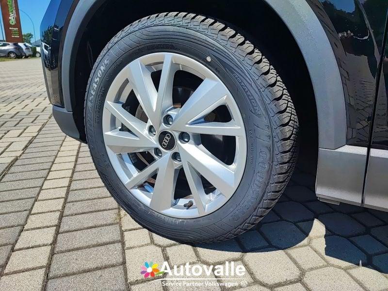 Audi Q2 35 TFSI S tronic Business