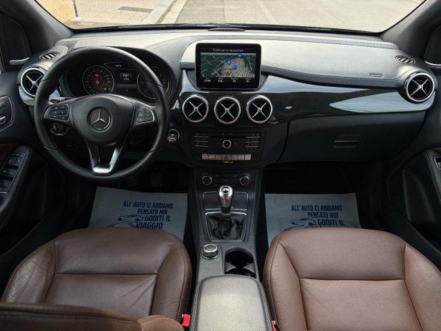 MERCEDES-BENZ B 200 d 136Cv Sport