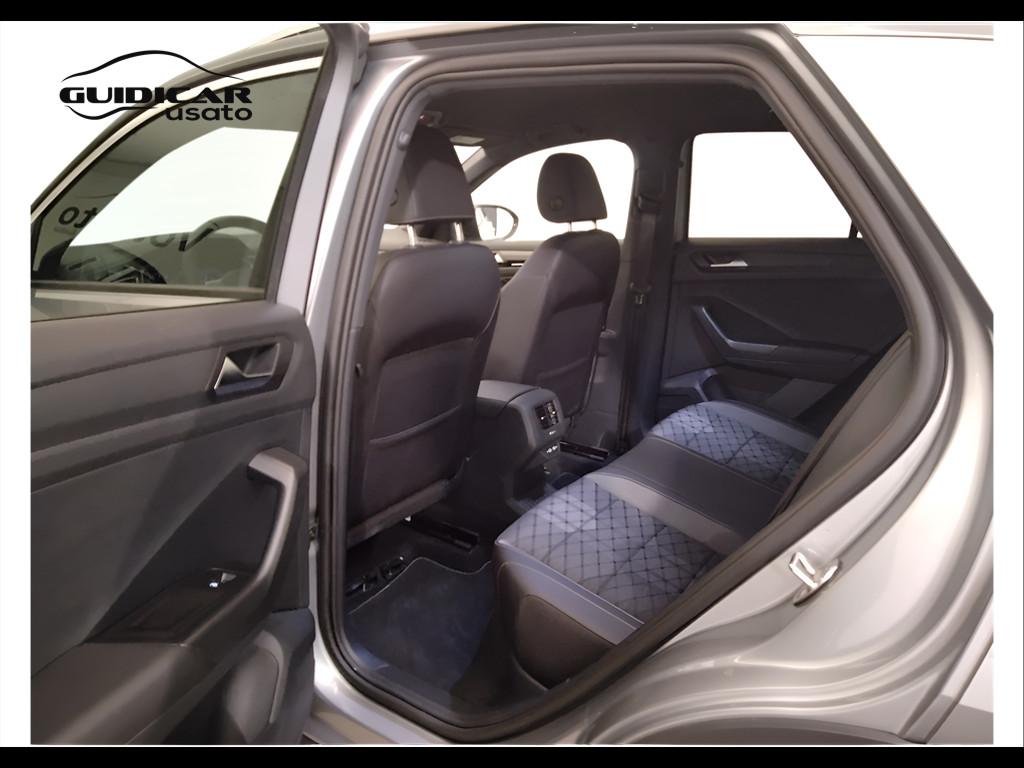 VOLKSWAGEN T-Roc 2022 - T-Roc 1.0 tsi R-Line 110cv