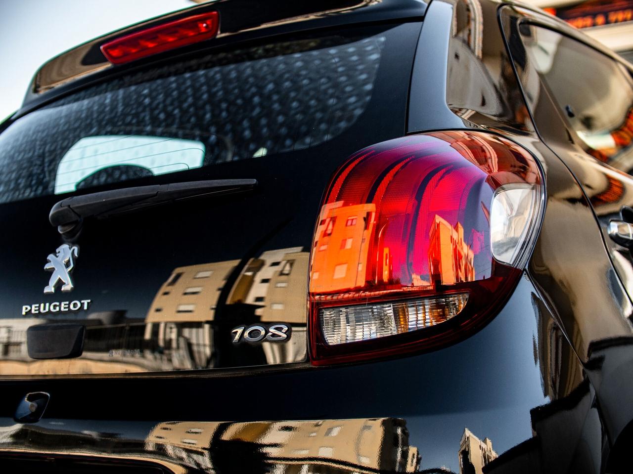 Peugeot 108 PureTech 82 3 porte Allure TOP!
