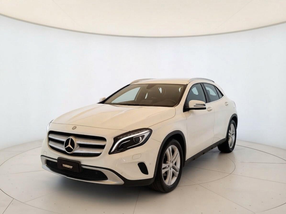 Mercedes-benz GLA 200 d Automatic Sport - NEOPATENTATI