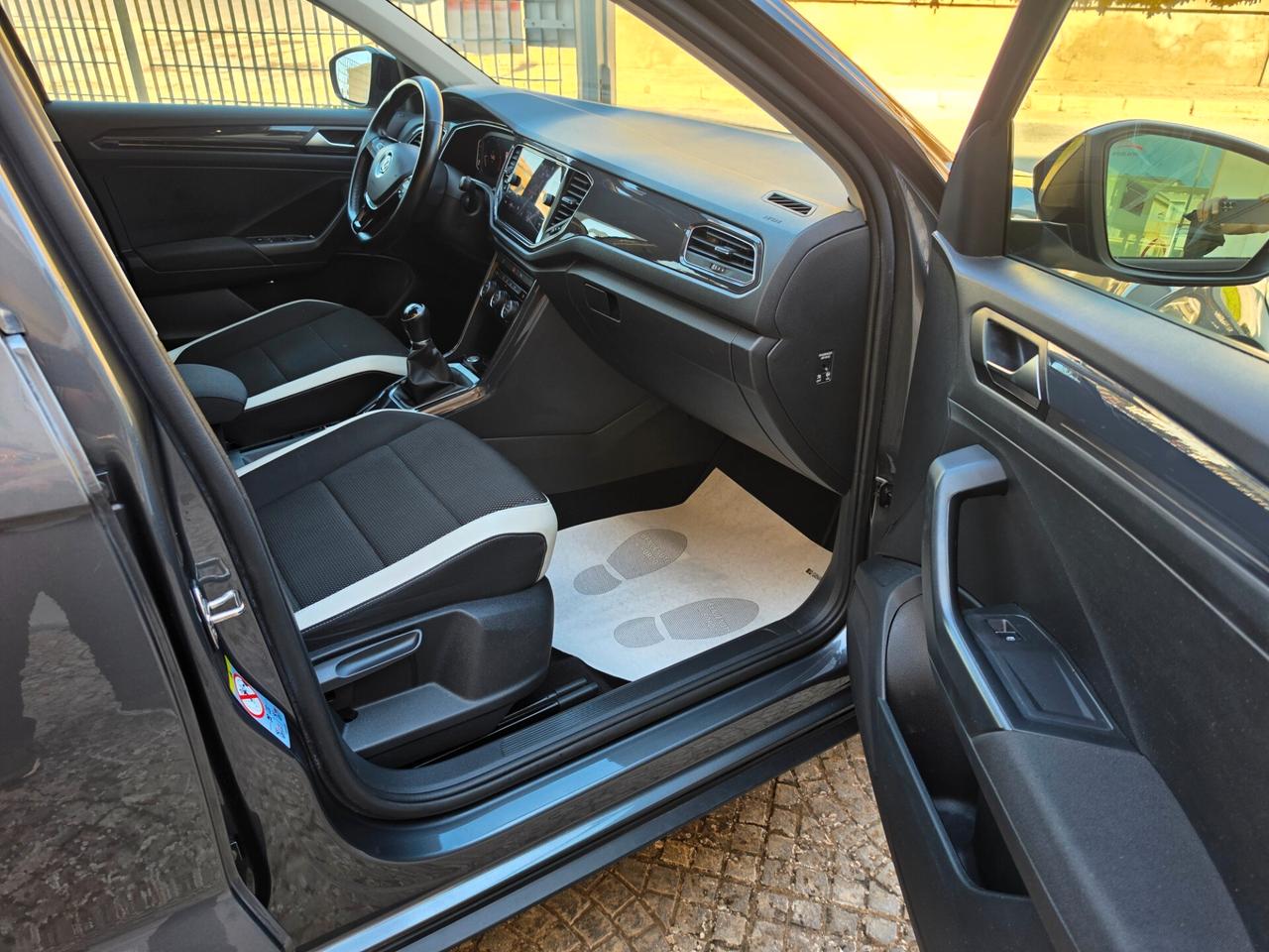 Volkswagen T-Roc 1.6 TDI SCR Advanced BlueMotion Technology