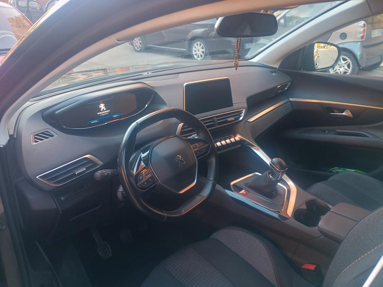 Peugeot 3008 BlueHDi 130 S&S Business N1