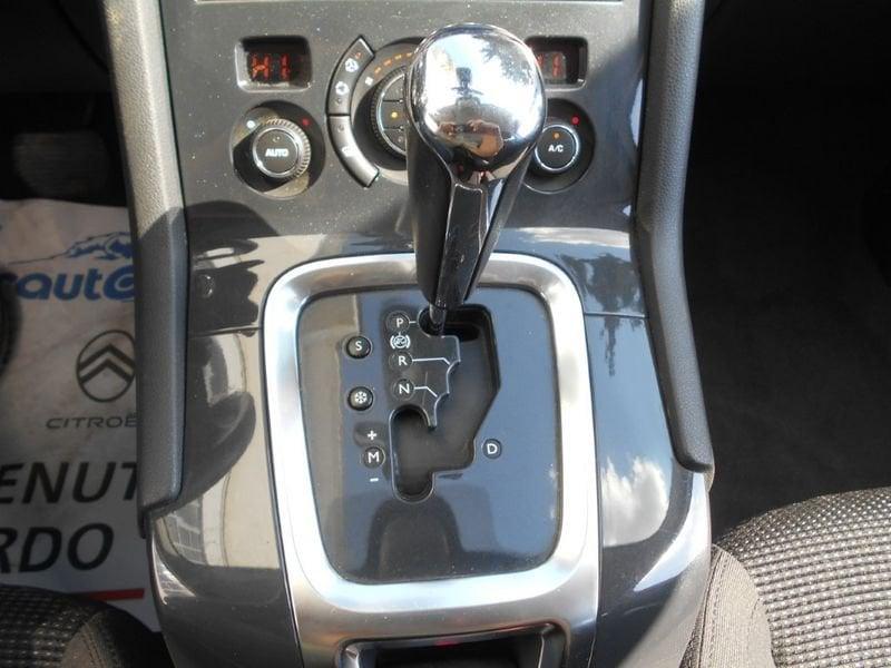 Peugeot 5008 2.0 HDi 163CV Automat. Active