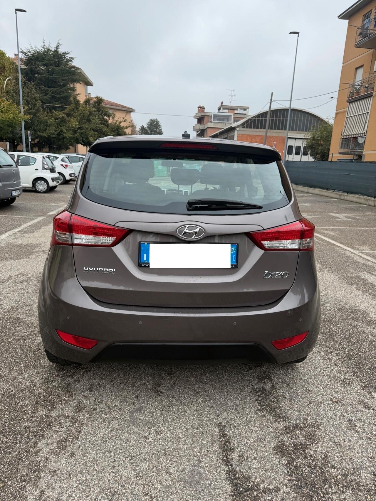 Hyundai iX20 1.4 - NEOPATENTATI - 12 MESI DI GARANZIA -