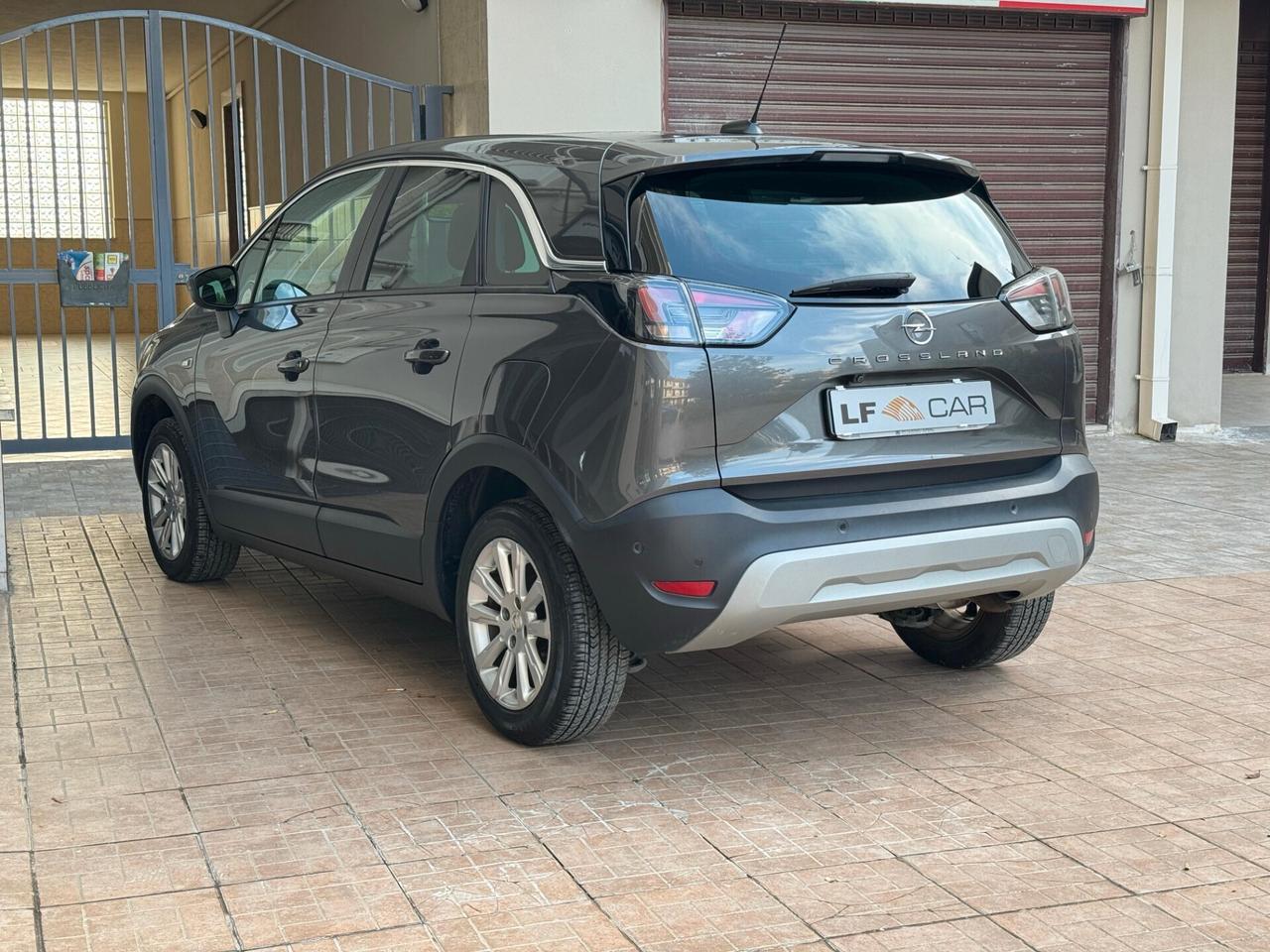 Opel Crossland 1.2 Elegance 130 cv