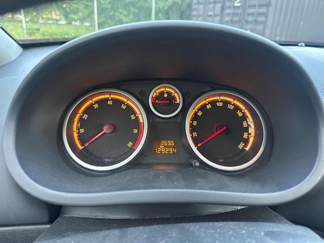 OPEL Corsa 1.4 16V 5 porte Cosmo senza nessun lavoro da fare