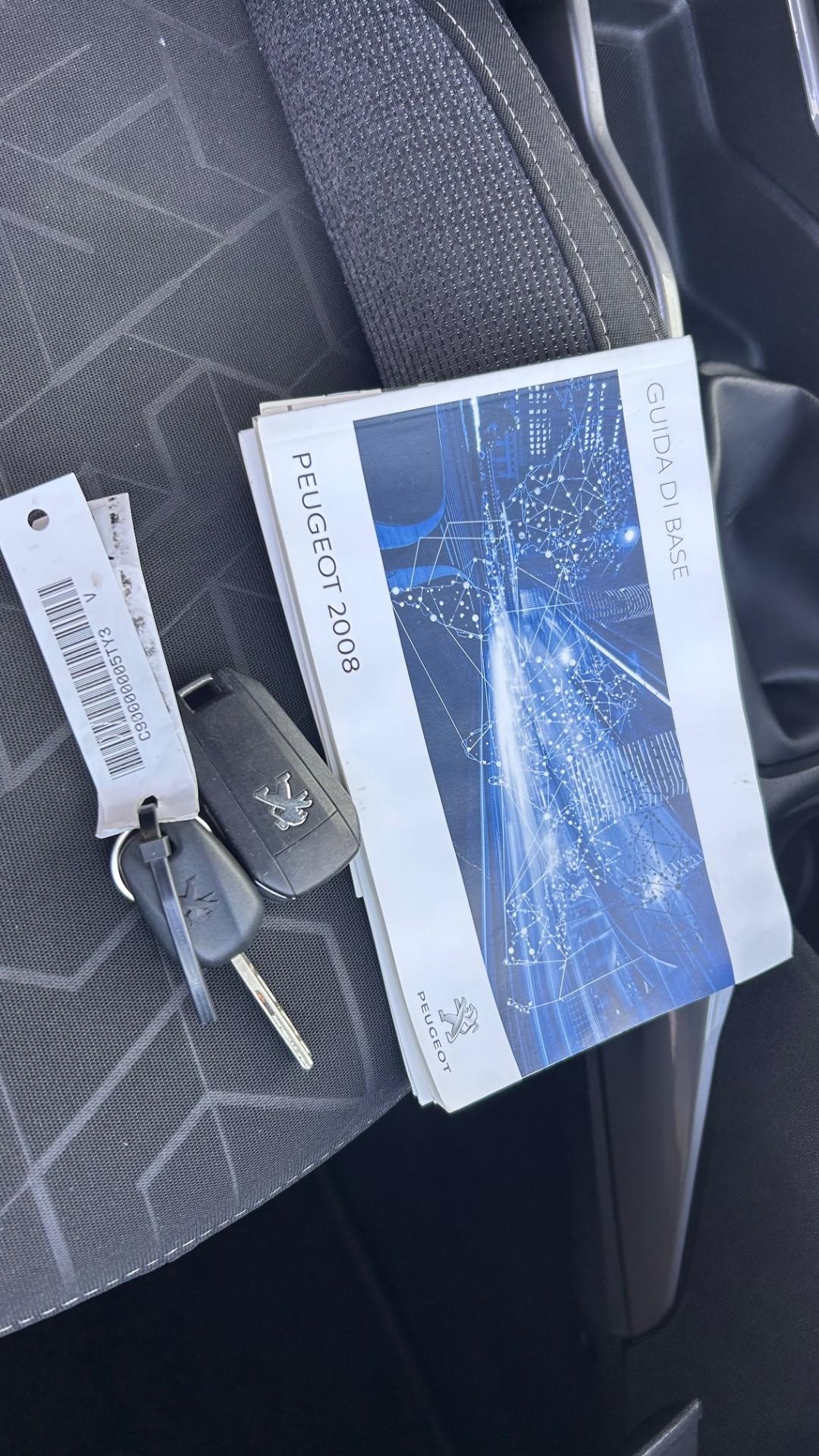 Peugeot 2008 1.6 HDi 75cv