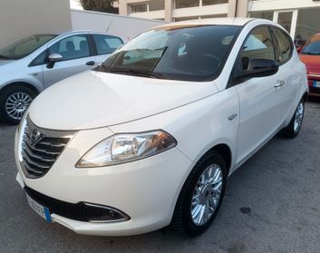 Lancia Ypsilon 1.2 GPL Gold