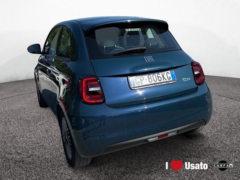 FIAT 500 La Nuova Serie1 La Nuova - Icon 320 Berlina