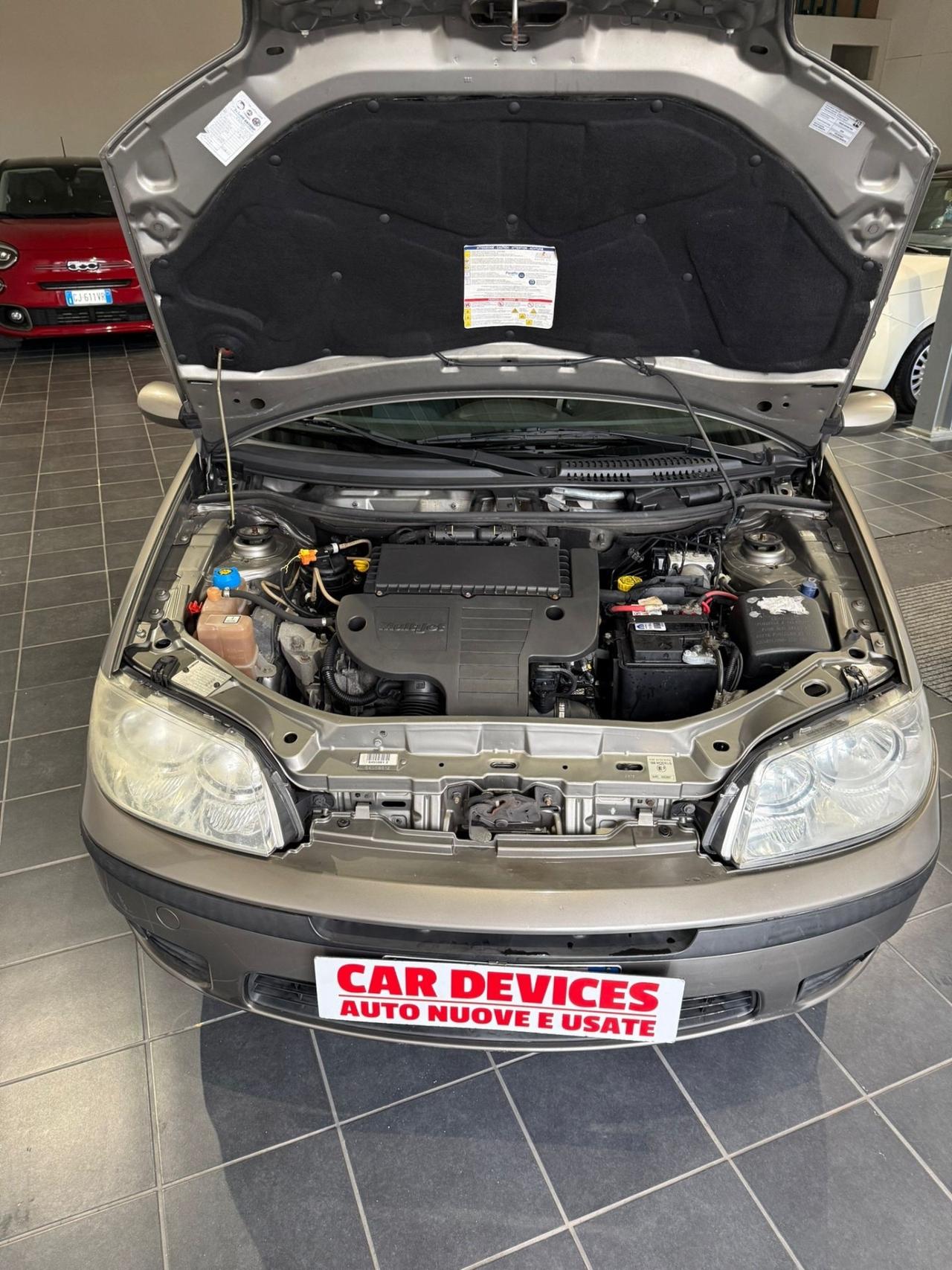 Fiat Punto 1.3 MJT-NEOPATENTATI-UNICO PROPRIETARIO