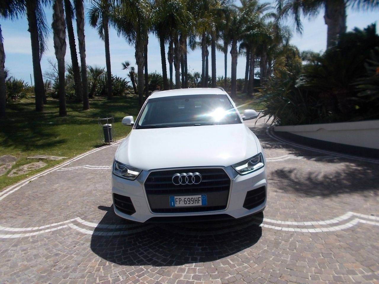 Audi Q3 2.0 TDi 150cv Aut. *FULL OPT.* da VETRINA