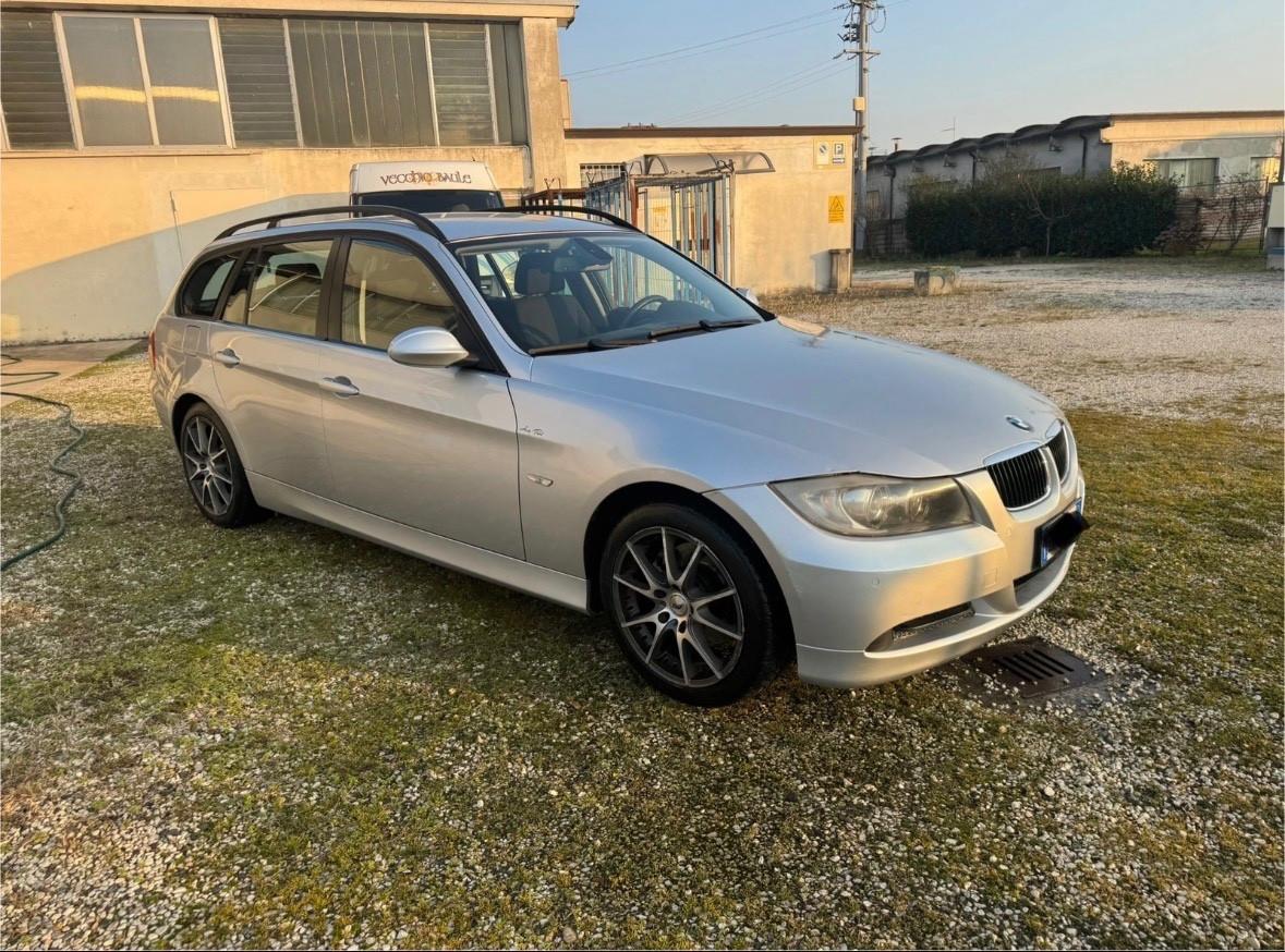Bmw 320 320d cat Touring Attiva