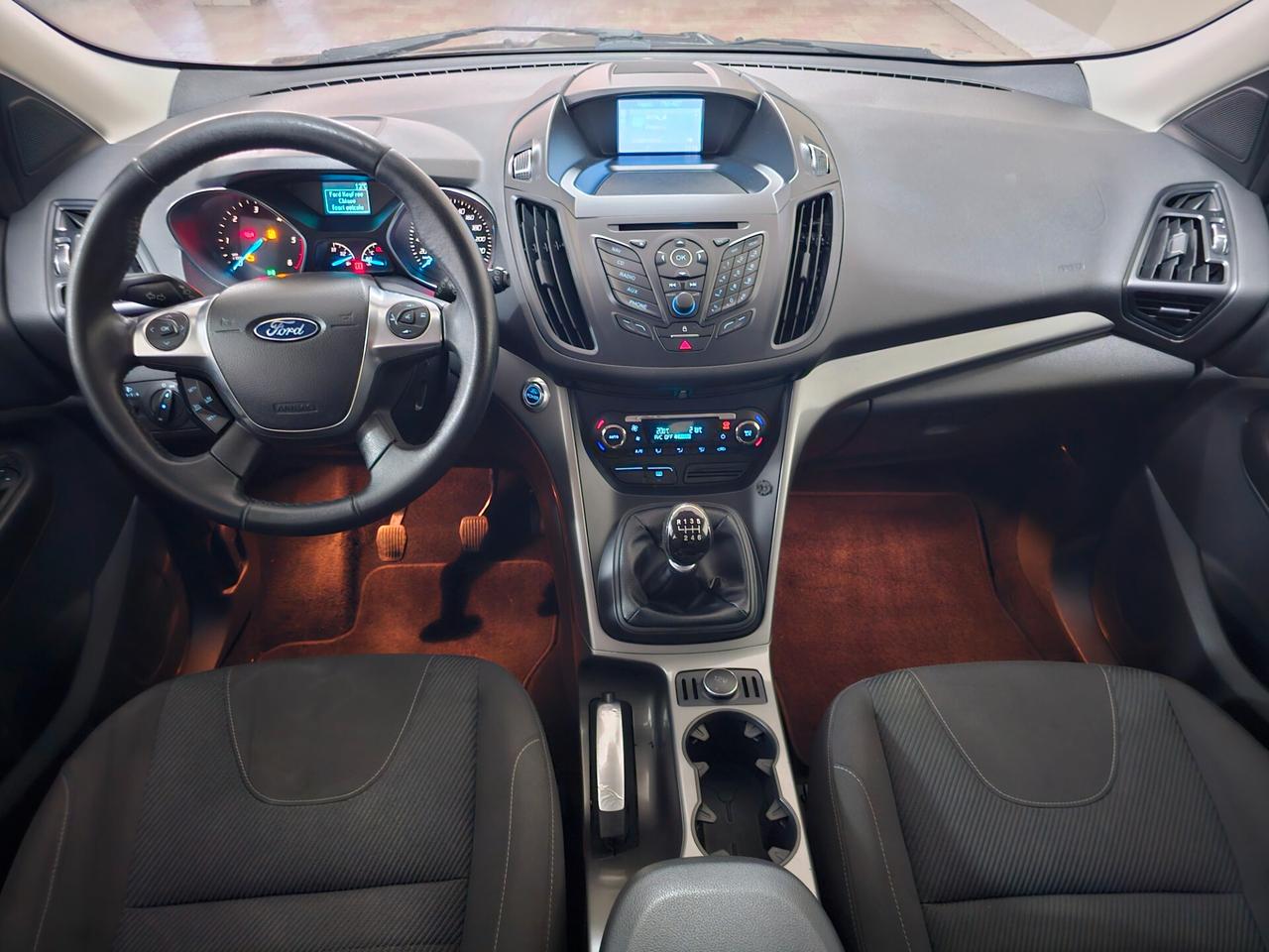 Ford Kuga 2.0 TDCI 140 CV 2WD Titanium