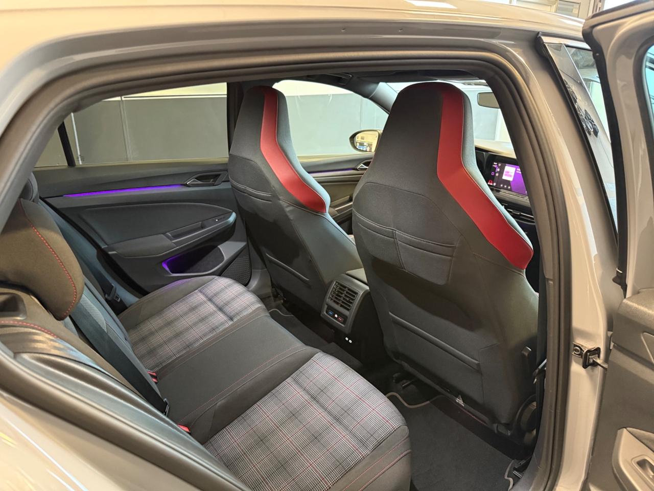 Volkswagen Golf GTI 2.0 245cv DSG