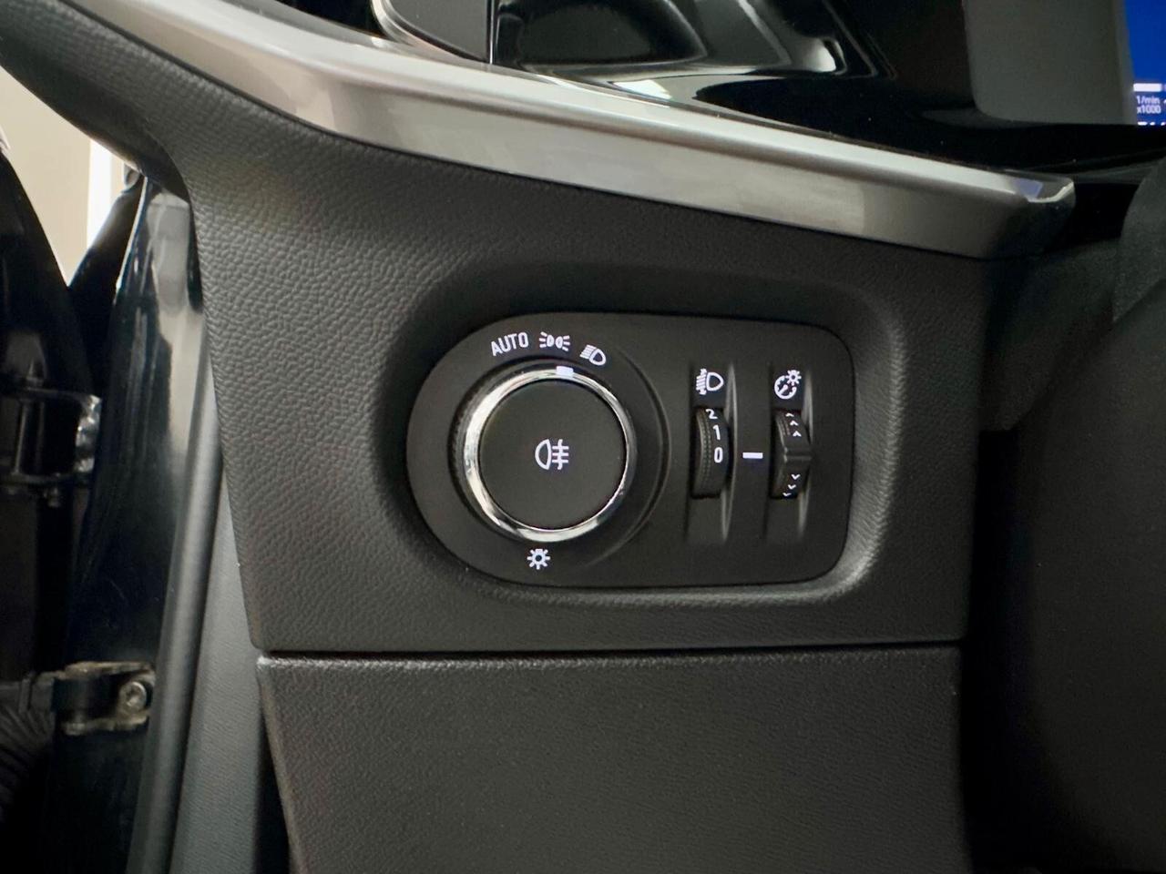 Opel Mokka 1.2 Turbo Elegance 2022