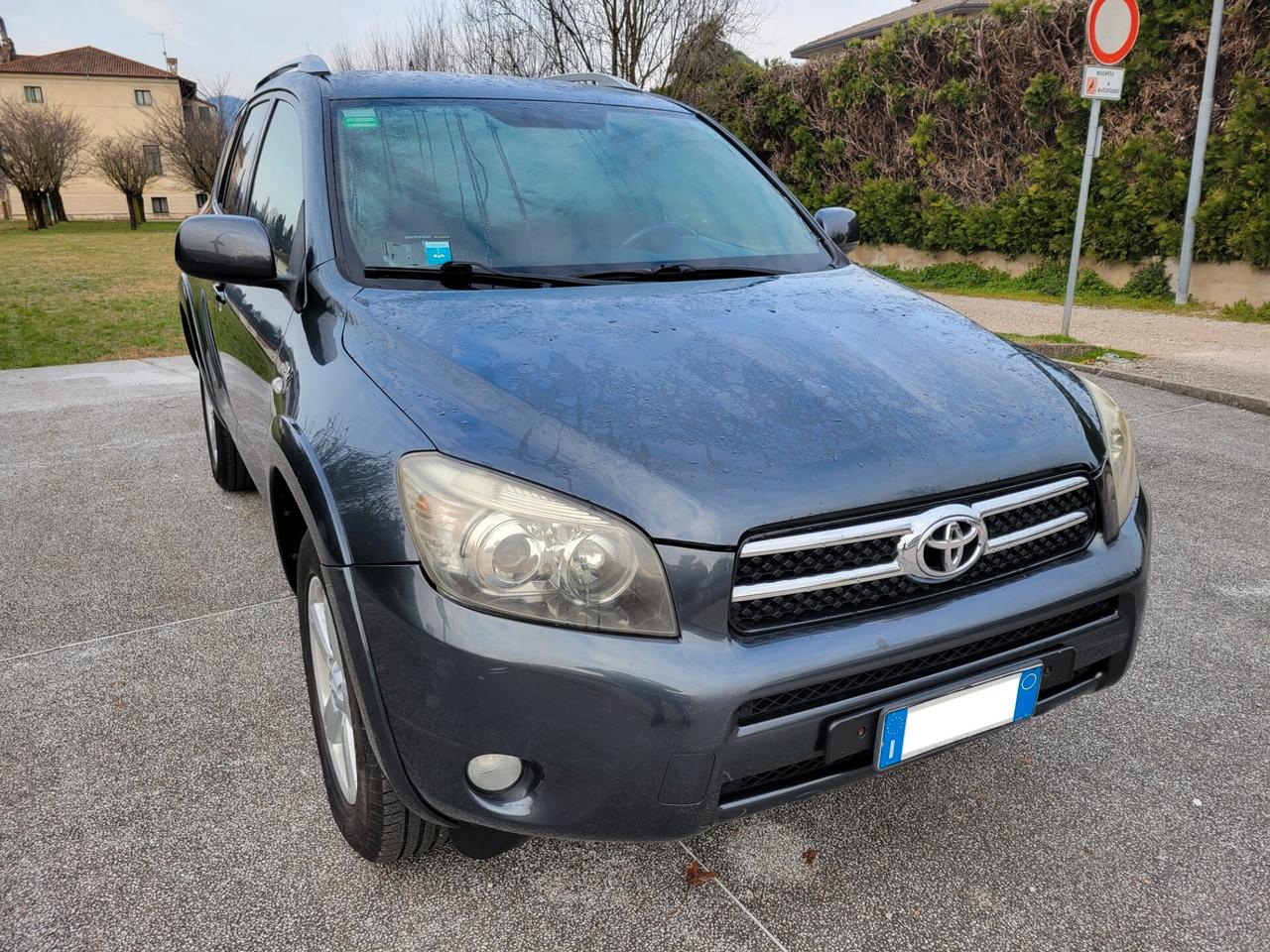 Toyota RAV4 2.2 D-4D 177 CV Luxury