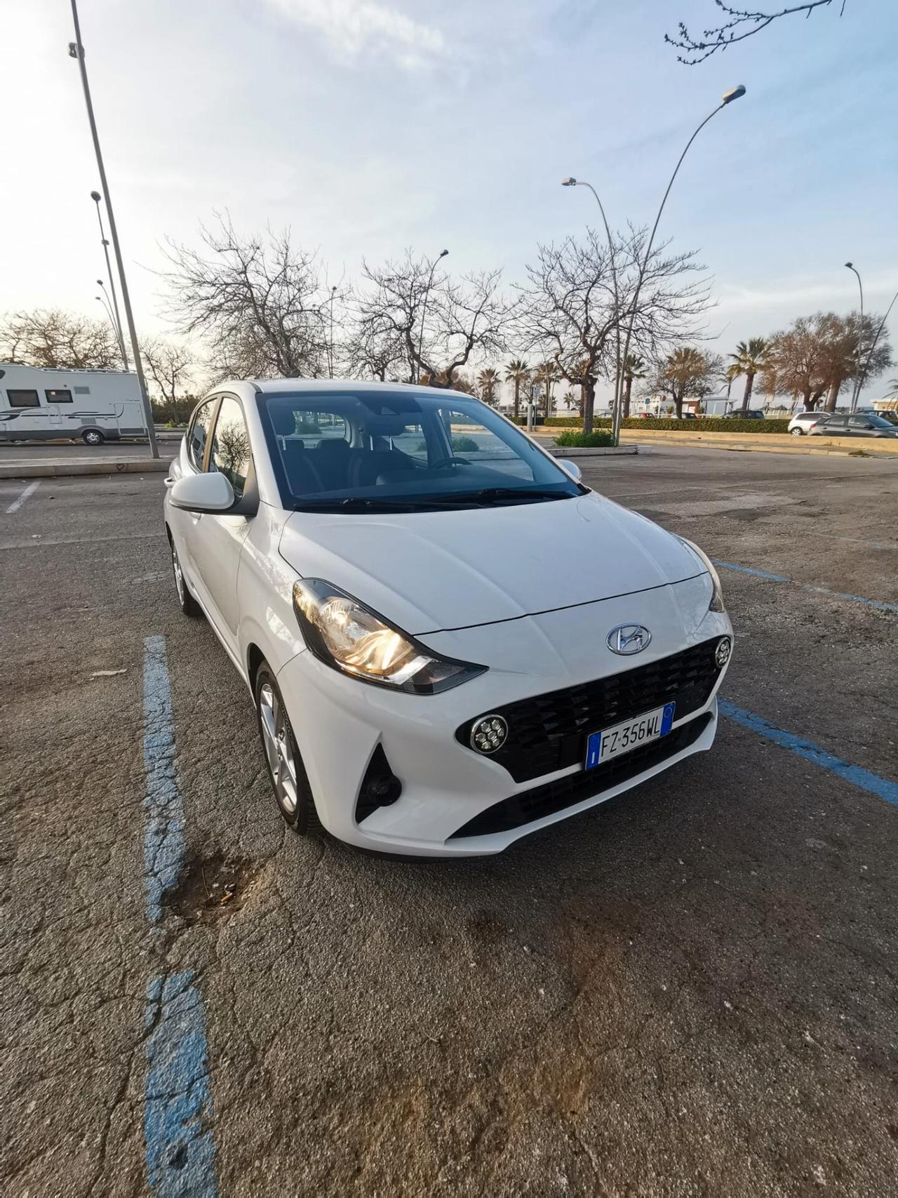Hyundai i10 1.0 MPI Tech A/T solo km.39000