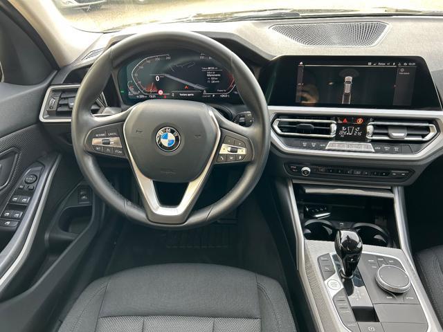 BMW 318 d 48V Touring Business Advantage