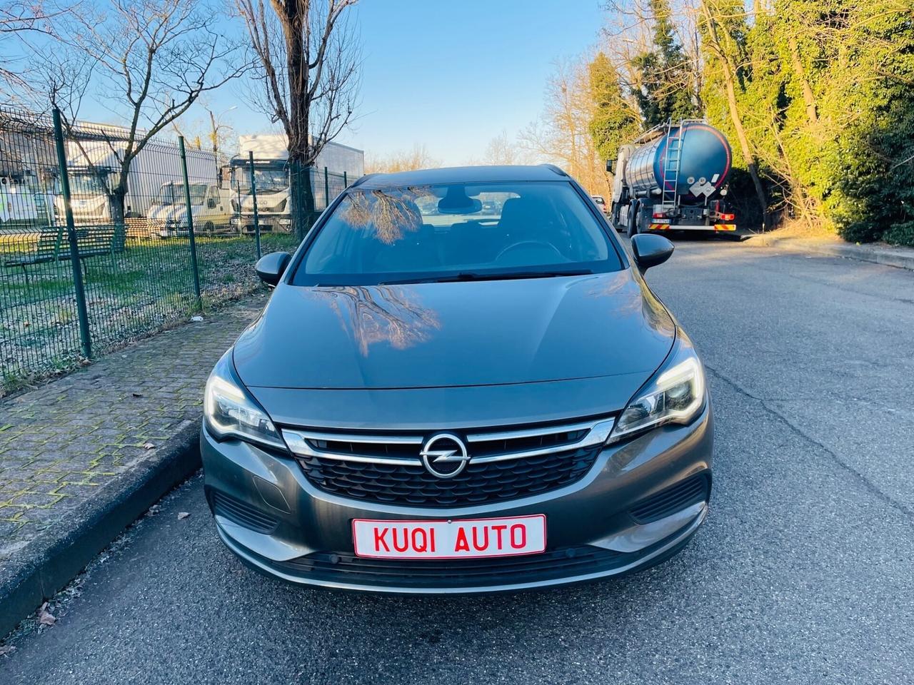 Opel Astra 2019 - DIESEL 1.6 EURO 6d OK PERMUTE