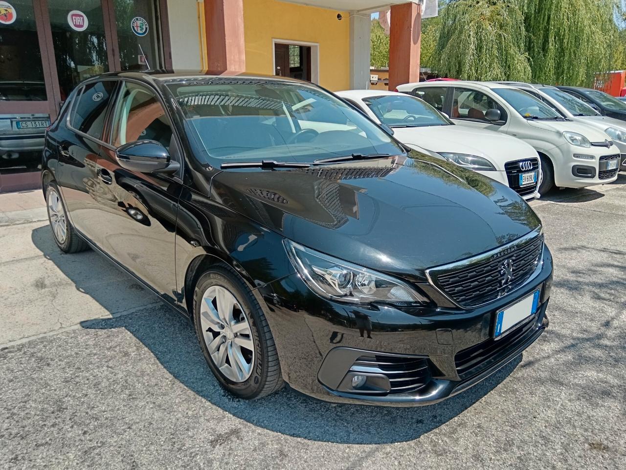 Peugeot 308 1.6 BLUEHDI 120CV NUOVISSIMA