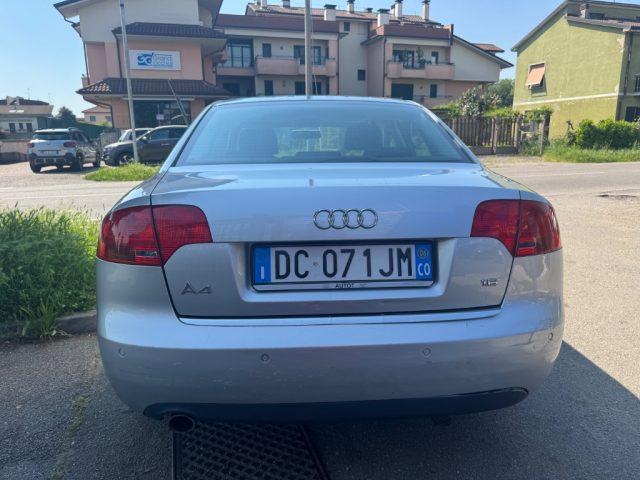 AUDI A4 1.6 Sport