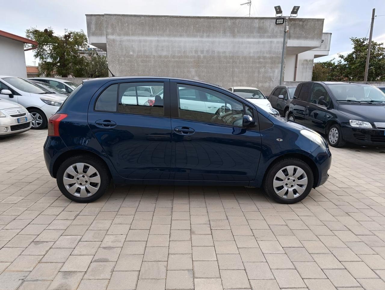 Toyota Yaris 1.0 - anno 2007