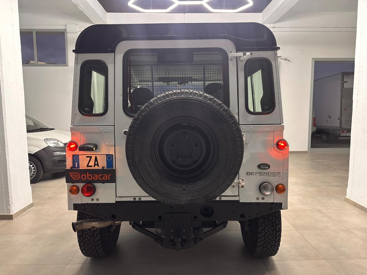 Land Rover Defender 90 2.2 TD4 Station Wagon E N1