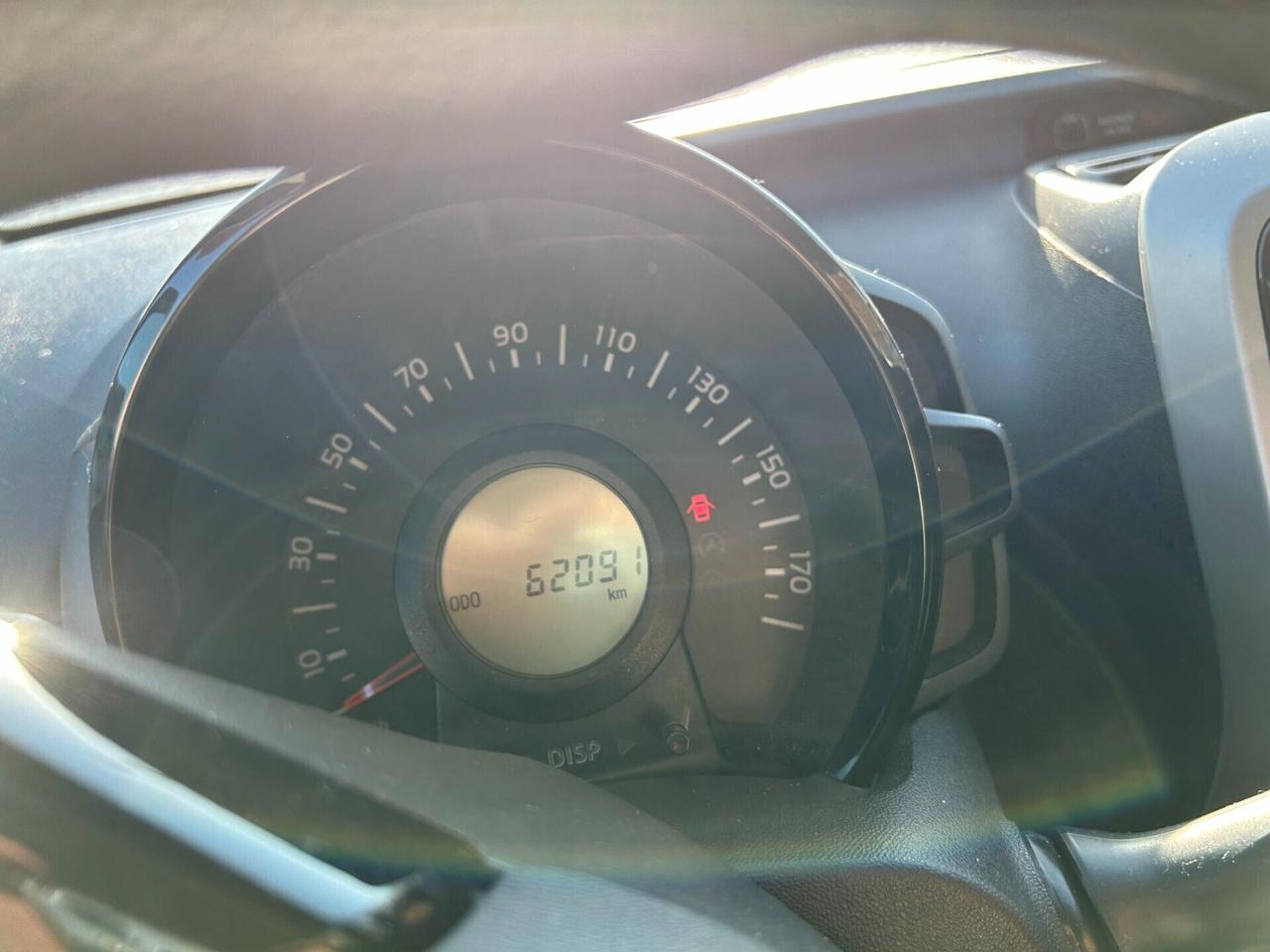 Citroen C1 VTi 68 5p SINISTRATA