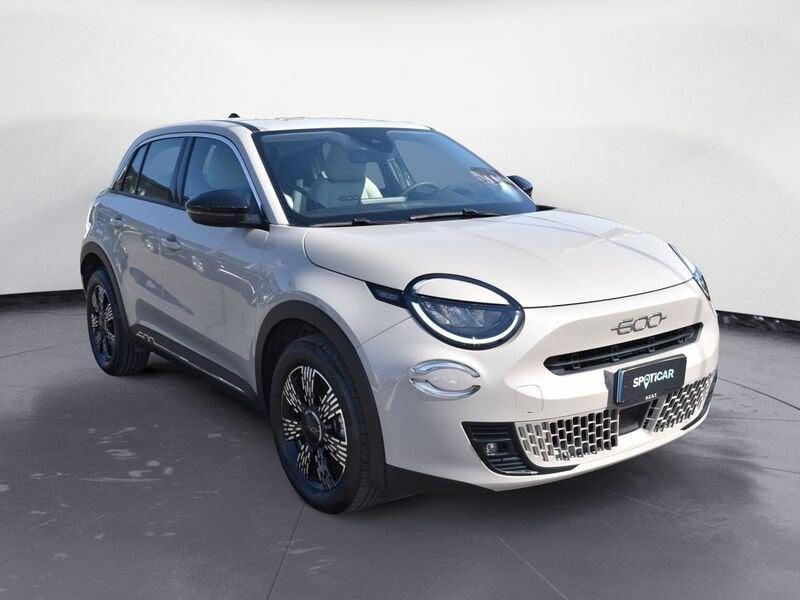 FIAT 600 1.2 MHEV 100cv