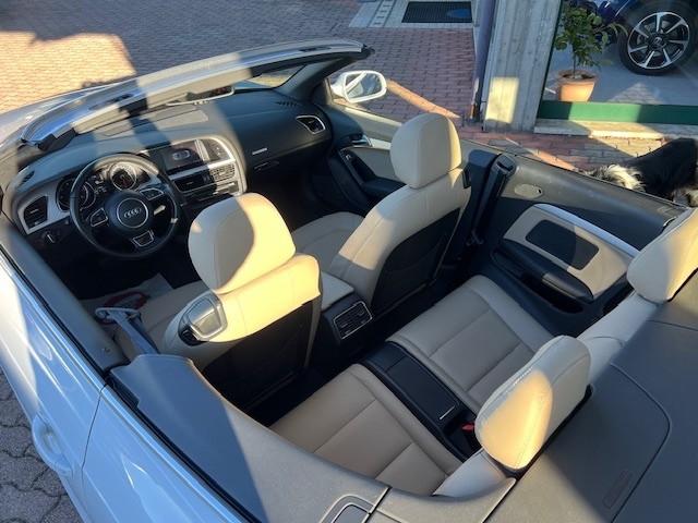 Audi A5 Cabrio 2.0 tdi 190cv S-line, Navi, Pelle, 19"