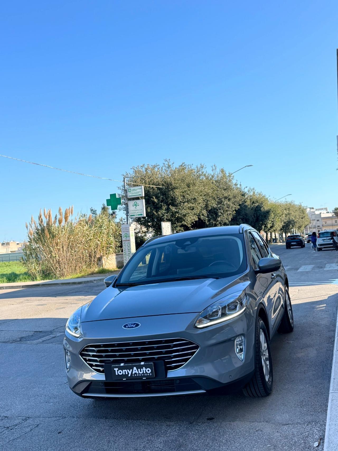 Ford Kuga 1.5 ecoblue Titanium 120cv NAVI,SENSORI DI PARCHEGGIO,BLUETOOTH,KM CERTIFICATI!