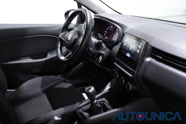 RENAULT Clio TCE 90 CV 5 PORTE EQUILIBRE NEOPATENTATI FARI LED